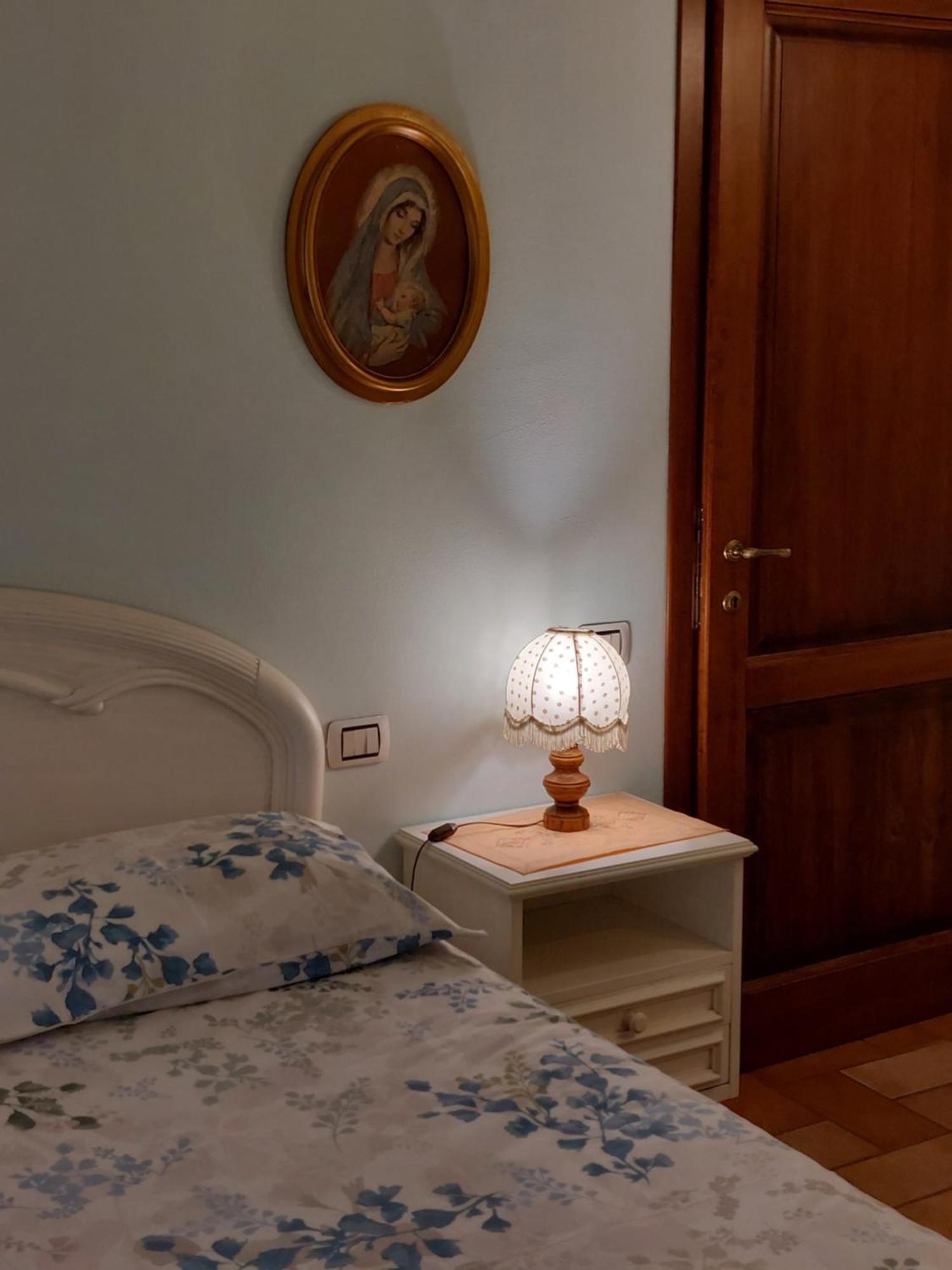 Agriturismo Corte In Poggio Stabbia Cameră foto