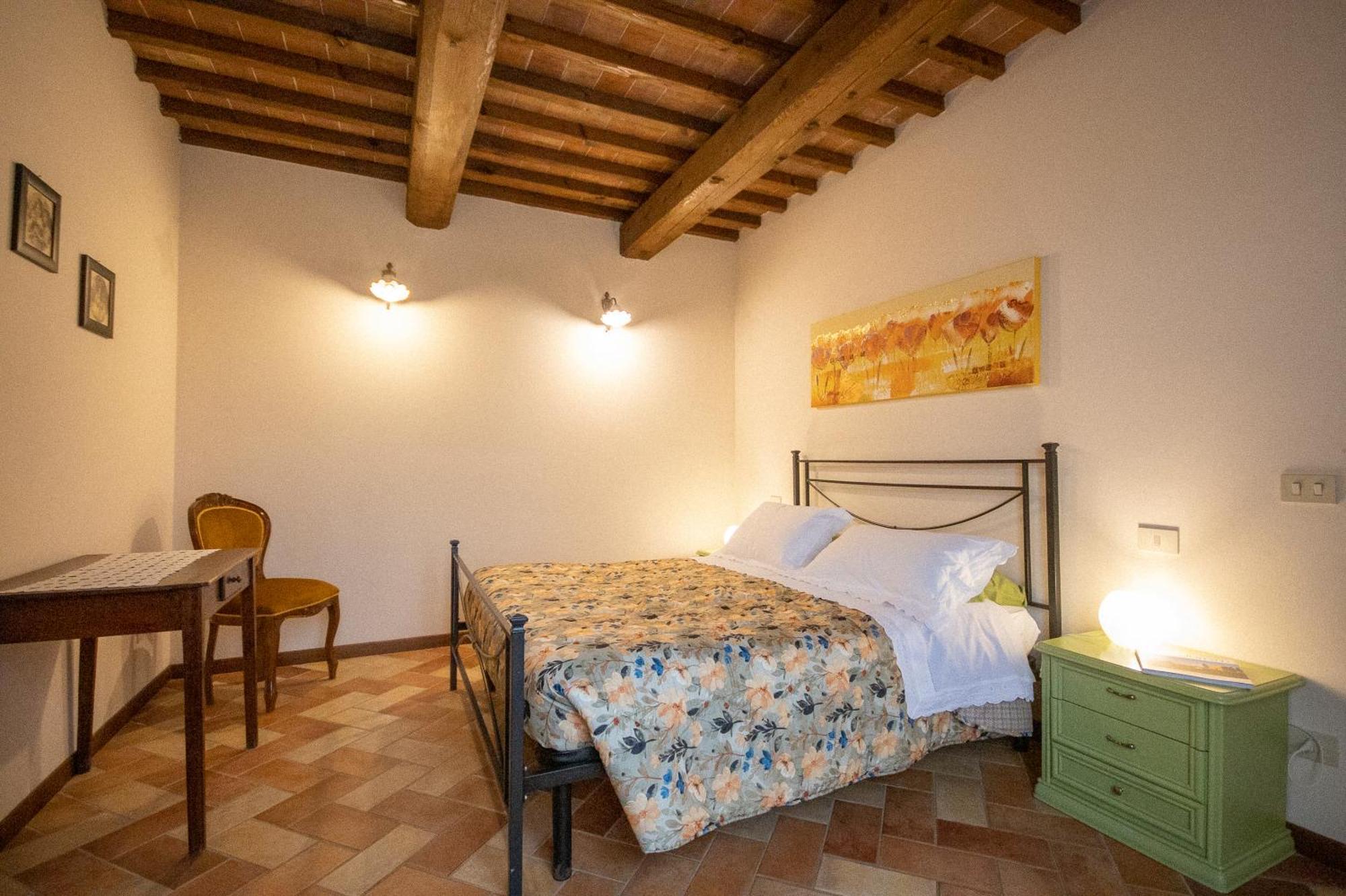 Agriturismo Corte In Poggio Stabbia Cameră foto
