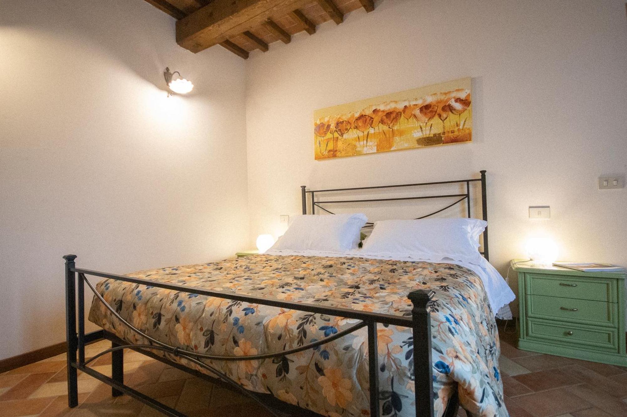 Agriturismo Corte In Poggio Stabbia Cameră foto